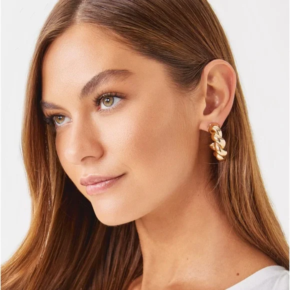 NWT Lilly Pulitzer Island Escape Earrings, gold color - Picture 2 of 6